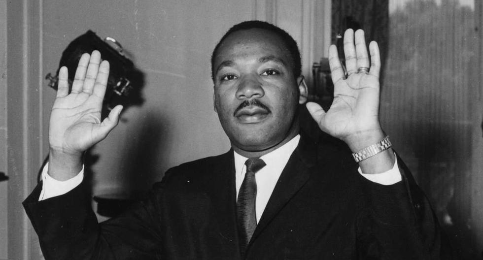"*EFEMÉRIDES*":https://laprensa.peru.com/noticias/efemerides-62288 | Esto ocurrió un día como hoy en la historia: en 1929 nació el activista afroamericano Martin Luther King.  (Foto: William H. Alden/Evening Standard/Getty Images)