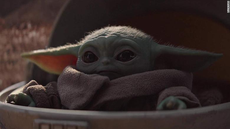 El bebé que aparece en "The Mandalorian" es de la misma raza que el legendario Maestro Jedi, Yoda. (Foto: Disney)
