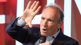Tim Berners-Lee lanza acción mundial contra “crecientes abusos” en internet
