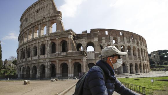 Italia marca un récord de 368 muertos por coronavirus en solo un día. (AP Photo/Alessandra Tarantino).
