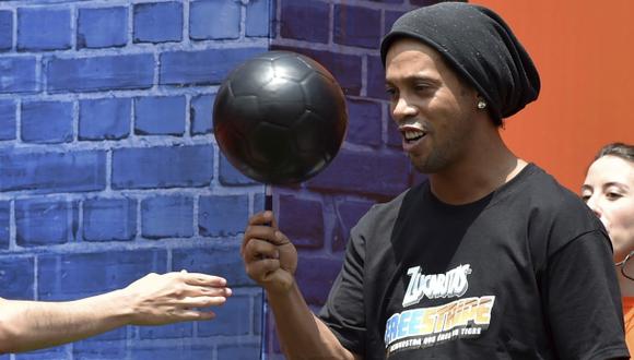 Ronaldinho lanzó videojuego e invitó a Perú a jugarlo