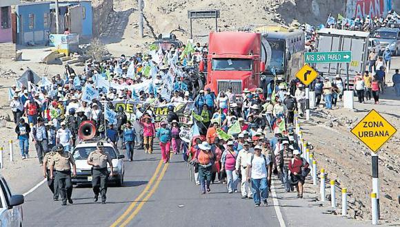 Arequipa: Islay quedó paralizada en el primer día de protestas