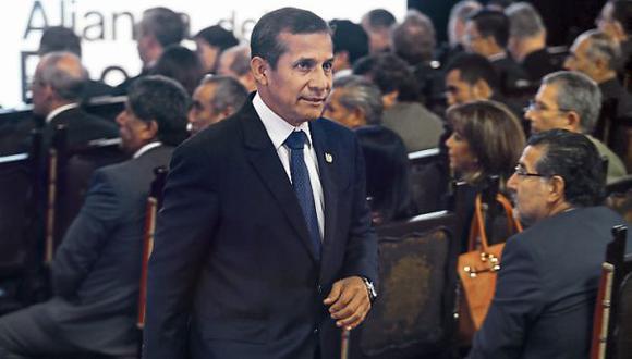 Ollanta Humala tendrá asesores pagados por el Congreso