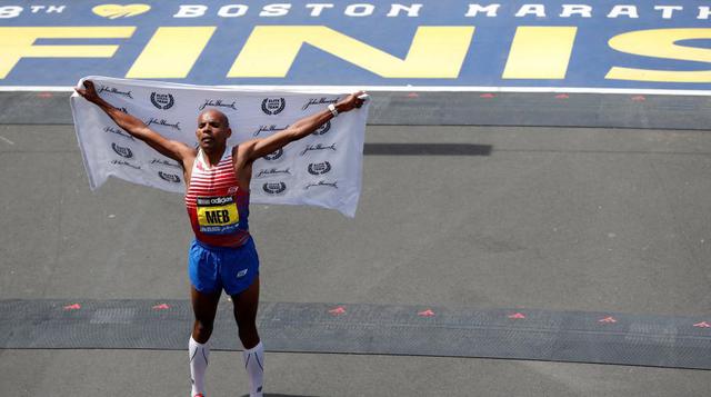 Maratón de Boston se corrió hoy en homenaje a sus caídos - 11