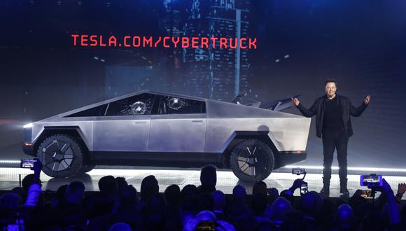 Tesla anuncia la fabricación de su primer Cybertruck en Tesla.