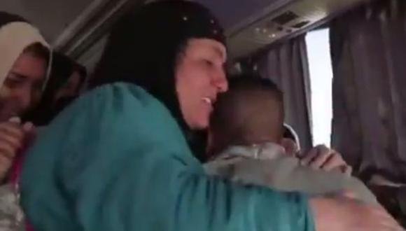 Iraq: El emotivo reencuentro de un soldado con su madre [VIDEO]