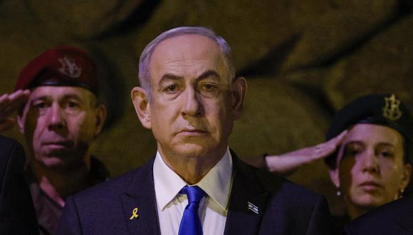 El primer ministro israelí, Benjamin Netanyahu, asiste a una ceremonia en el Memorial del Holocausto de Yad Vashem, en Jerusalén, el 6 de mayo de 2024. (Foto de AMIR COHEN / POOL / AFP)