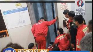 Estadio Nacional: 15 hinchas atrapados en ascensor por 3 horas