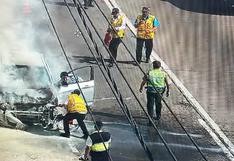 Miraflores: auto se incendia en la Vía Expresa, a la altura del puente Ricardo Palma