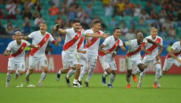 La selección peruana vuelve a una semifinal de Copa América tras vencer 5-4 a Uruguay en los penales. El equipo de Gareca enfrentará a Chile. (Foto:  AFP)
