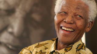 Facebook: Así celebra los 100 años de Nelson Mandela en el 'news feed' [VIDEOS]