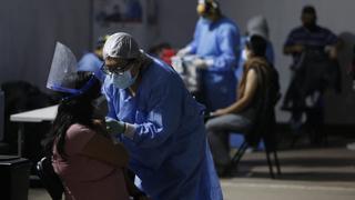 Centros de vacunación de Lima Metropolitana y Callao no atenderán hoy, anunció el Minsa