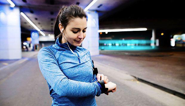 Correr 150 minutos a la semana mejora la calidad del sueño en un 65% .