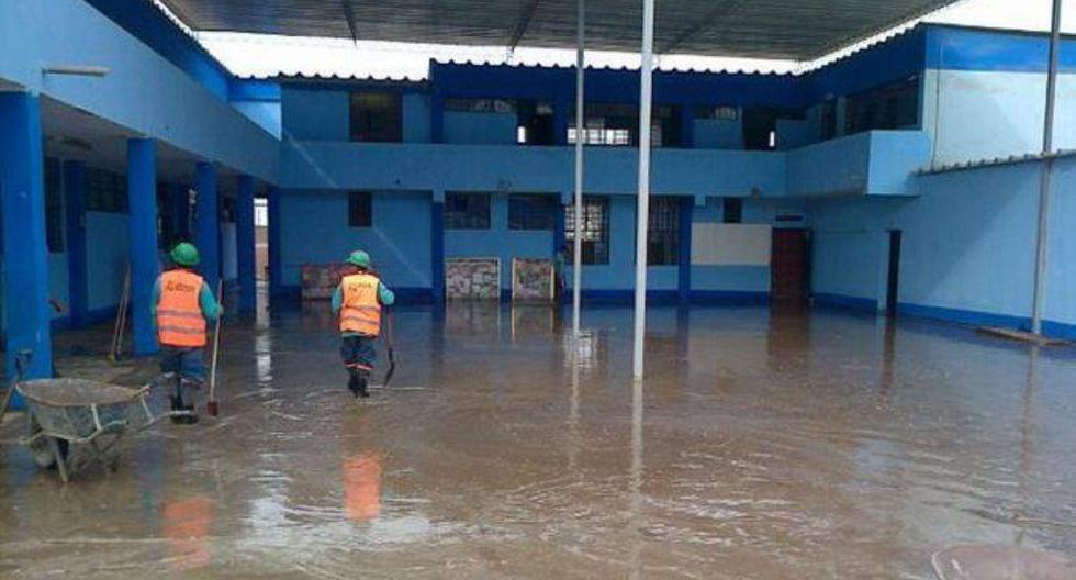 El colegio Eloy Gaspar Ureta fue afectado por la inundación. (Foto: Andina)
