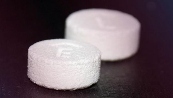 EE.UU. autoriza primer medicamento fabricado con impresora 3D