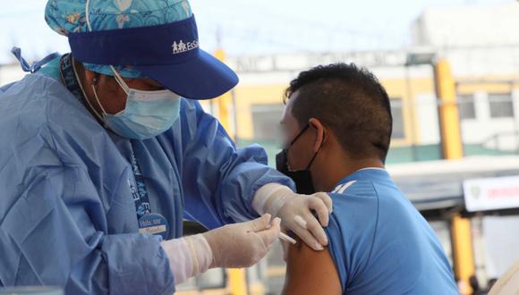 Essalud informó que 430 internos del penal de Lurigancho fueron vacunados contra el COVID-19 | Foto: Essalud / Difusión