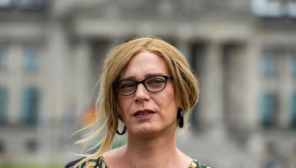 Tessa Ganserer, candidata del Partido Verde al Parlamento de Alemania. (JOHN MACDOUGALL / AFP).