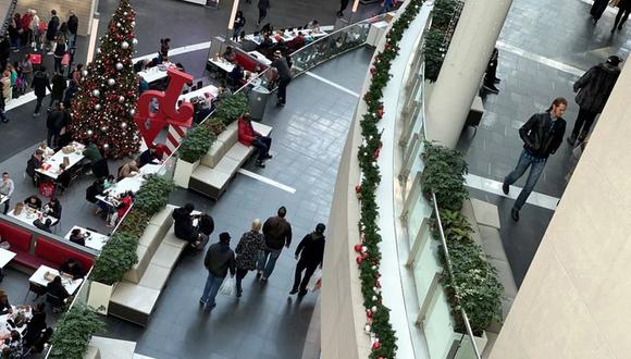 Por Navidad, las ventas minoristas totales de temporada de vacaciones, excluyendo los automóviles, aumentaron un 3,4%. (Foto: Reuters)