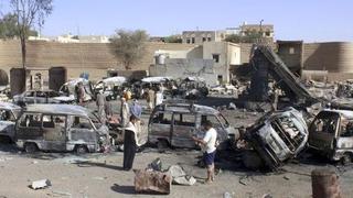 Doble atentado con coche bomba deja 6 muertos en Yemen