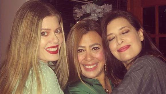 Lorna, Ivette Cepeda y Angie en la víspera de Navidad del año 2019. La familia Cepeda es muy unida (Foto: Angie Cepeda / Instagram)