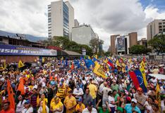 Venezuela: 34 % se define como chavista y 19 % como opositor