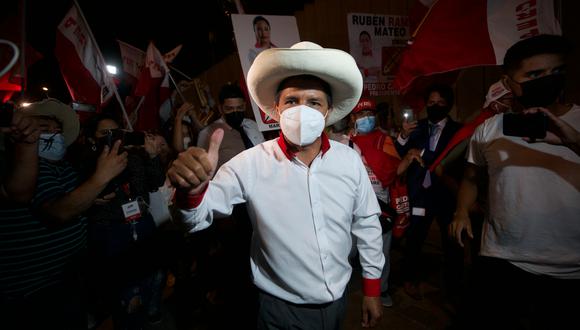 Pedro Castillo recibió el flash electoral en Puña, su comunidad. (Foto: Eduardo Cavero / GEC)