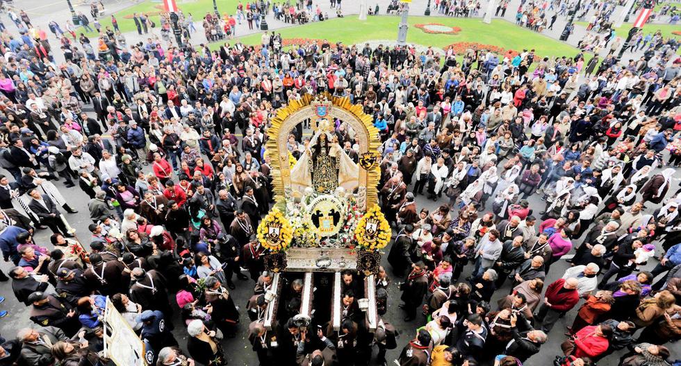 El Ministerio de Cultura declaró Patrimonio Cultural de la Nación a la Semana Santa del Centro Histórico de Lima, por congregar a la población. (Foto: Andina)