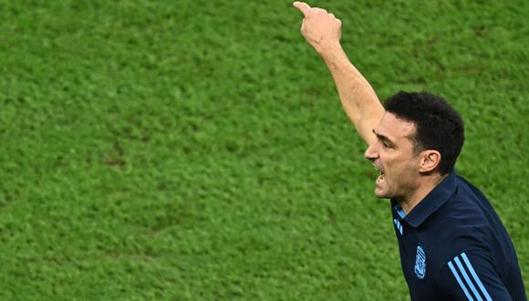 Scaloni dio el sí: Claudio Tapia confirma acuerdo de palabra para la continuidad del técnico de la selección Argentina | Foto: AFP