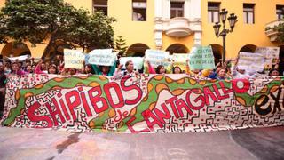 Shipibos de Cantagallo protestan por cancelación de Río Verde