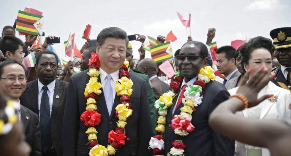 Xi Jinping en Zimbabue. (Foto: EFE)