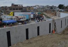 Ecuador: gobierno detiene construcción de muro en frontera con Perú