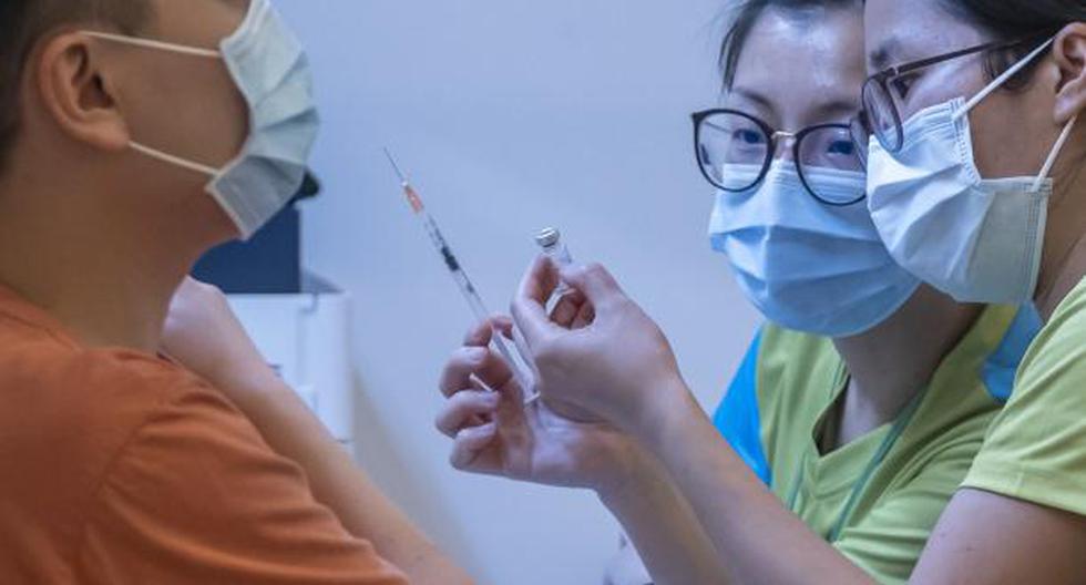 China quiere ampliar producción de vacunas contra la COVID-19 en 2021 y 2022. (Foto: EFE)