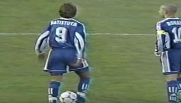 En 1997, Batistuta y Ronaldo hicieron dupla en un amistoso ante Europa. Fue una exhibición de los sudamericanos. (Foto: captura)