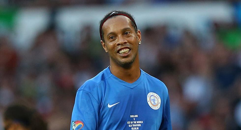 Ronaldinho regaló una jugada que hace las delicias en las redes sociales. (Foto: Getty Images)