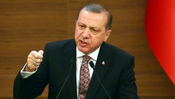 Erdogan amenaza con enviar miles de refugiados sirios a Europa