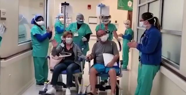 Doriela Muñoz y Carlos Saldiarranga llegaron al centro médico el 10 de abril y el mismo día, los médicos y enfermeras los despidieron entre aplausos. (Foto: Captura ABC)