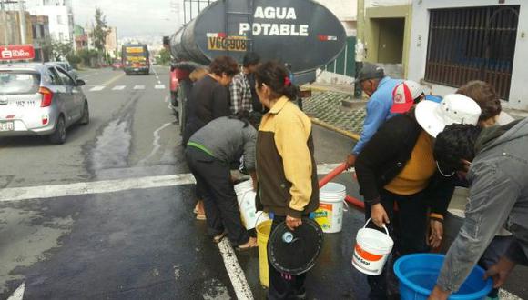 Arequipa: 800 mil vecinos sin agua potable por caída de huaicos