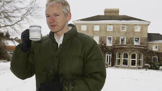 Assange: Desde WikiLeaks hasta la decisión de Suecia [CRONOLOGÍA EN FOTOS]