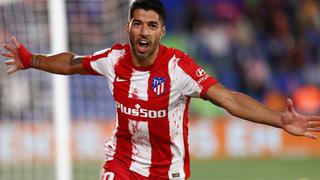 Luis Suárez salió molesto del campo y habría tenido fuertes palabras contra Diego Simeone