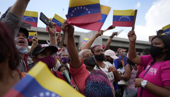 Sepa aquí a cuánto se cotiza el dólar en Venezuela este 7 de febrero de 2022. (Foto: AP)