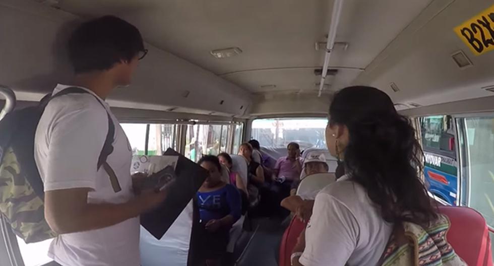 Los jóvenes enseñan historia en los buses de transporte público. (Foto: Cultura Pe / YouTube)