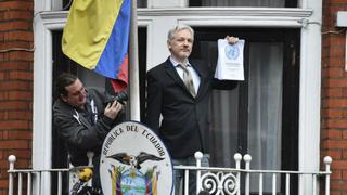 Ecuador estudia "mediación" para resolver situación de Julian Assange