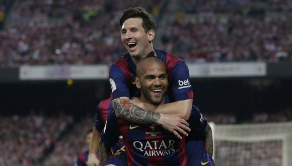 Alves y Messi jugaron juntos entre el 2008 y 2016. (Foto: AP)