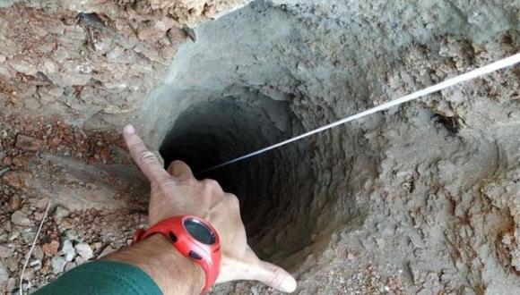 España: Perforan túnel para rescatar a niño atrapado en pozo. (EFE)