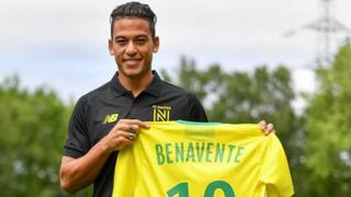 Cristian Benavente no fue tomado en cuenta para reanudación de actividades de Nantes
