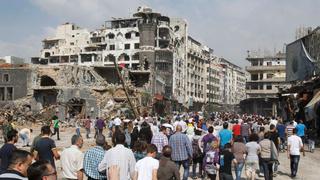 Siria: Miles vuelven a Homs y encuentran sus casas destruidas