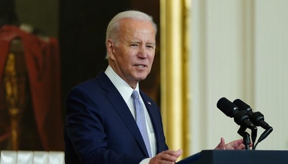 El presidente de los Estados Unidos, Joe Biden, durante una ceremonia de entrega de la Medalla Presidencial de Ciudadanos en la Casa Blanca, Washington, DC, Estados Unidos, 06 de enero de 2023. (Foto de EFE/EPA/WILL OLIVER)