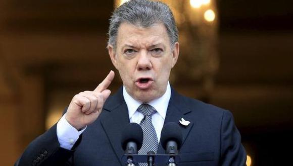 Santos promete defender a colombianos ante crisis con Venezuela