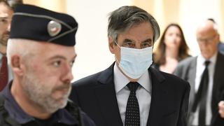 Exprimer ministro francés François Fillon condenado a 5 años de cárcel por el escándalo del “empleo ficticio” de su esposa