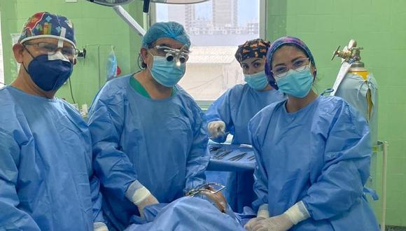 El equipo del Servicio de Cirugía Plástica y Quemados del INSN de Breña realiza esta intervención quirúrgica desde el 2022. Foto: INSN